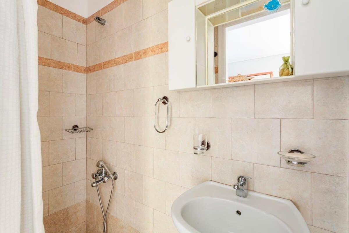 Villa Seaview Terrace Haven-Perfect Location By The Sea Kalamata Esterno foto