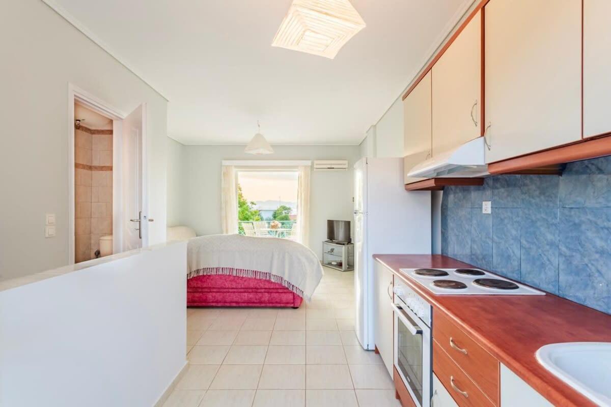Villa Seaview Terrace Haven-Perfect Location By The Sea Kalamata Esterno foto