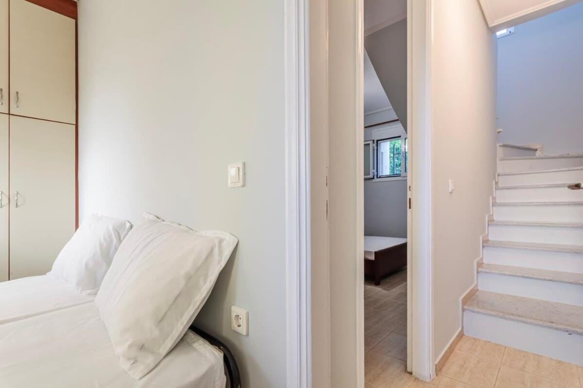 Villa Seaview Terrace Haven-Perfect Location By The Sea Kalamata Esterno foto