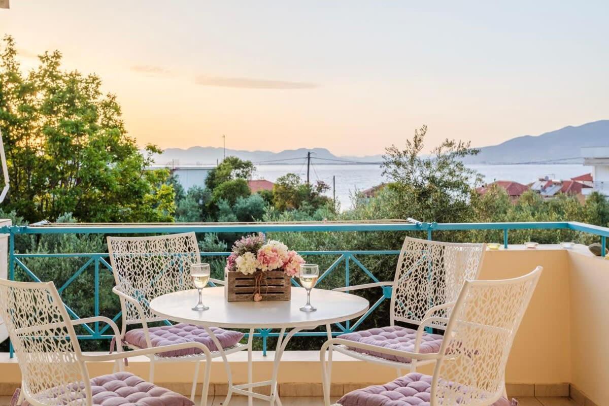 Villa Seaview Terrace Haven-Perfect Location By The Sea Kalamata Esterno foto