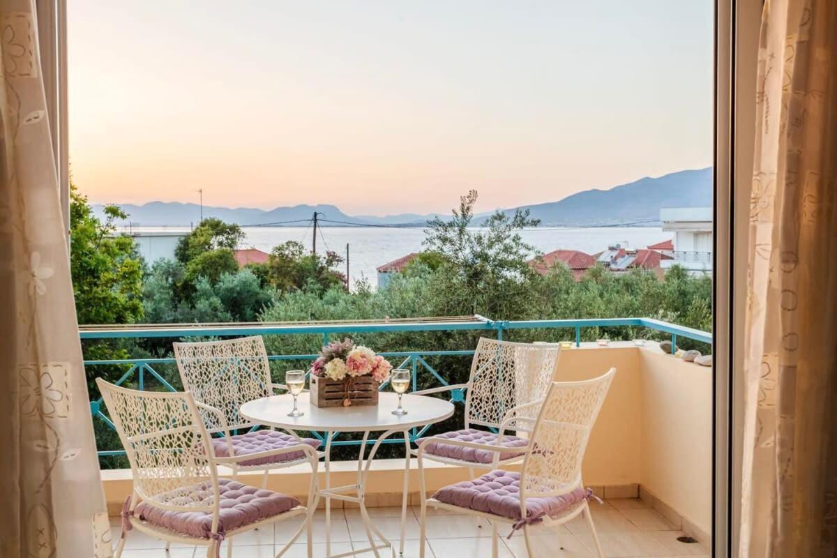 Villa Seaview Terrace Haven-Perfect Location By The Sea Kalamata Esterno foto